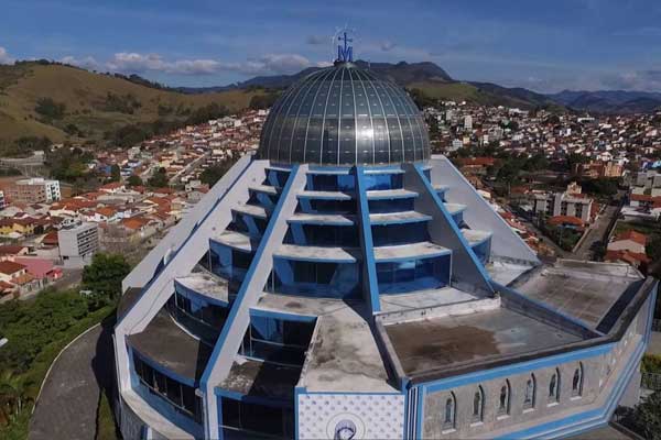 Vista panorâmica de Itajubá vista do topo do Santuário Nossa Senhora da Agonia