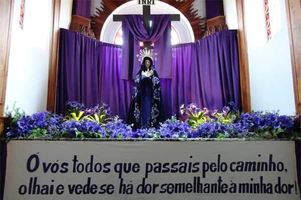 Altar da Igreja em homenagem a Nossa Senhora da Soledade