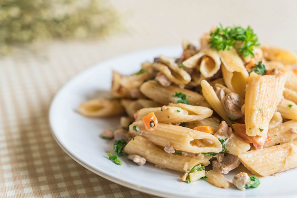 Receitas de café prato com macarrão penne ao molho de café