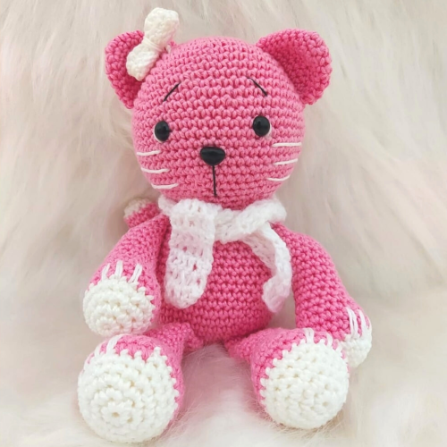 Amigurumi Ursa Rosa de Crochê - 24 cm