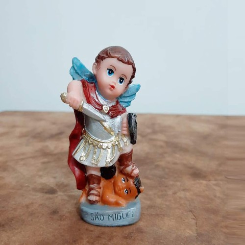 Imagem Infantil de São Miguel Arcanjo em Resina - 7 cm
