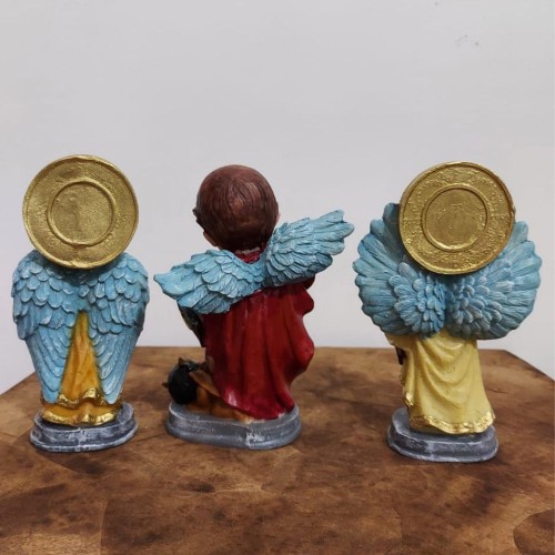 3 Imagens de Arcanjos Infantil São Miguel, São Rafael e São Gabriel em Resina - 15 cm