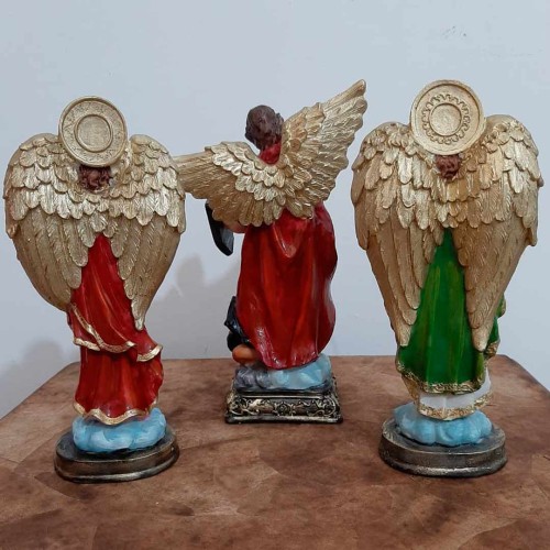 3 Imagens de Arcanjos São Miguel, São Rafael e São Gabriel em Resina - 20 cm - Asas Douradas