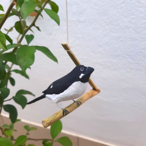 Pássaro de Madeira Bigodinho